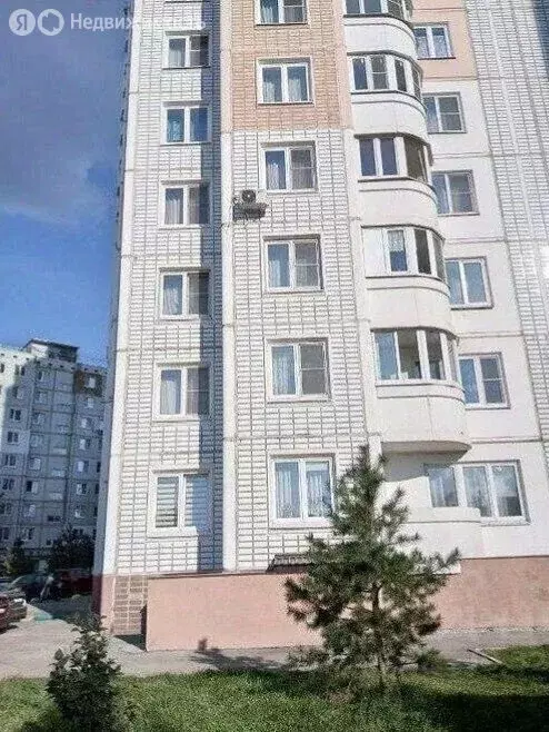 2-комнатная квартира: Тула, улица Хворостухина, 2Б (66 м) - Фото 1