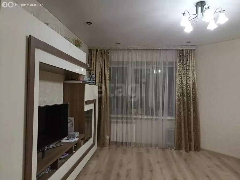 2-комнатная квартира: Чебоксары, Эгерский бульвар, 48 (65 м) - Фото 2