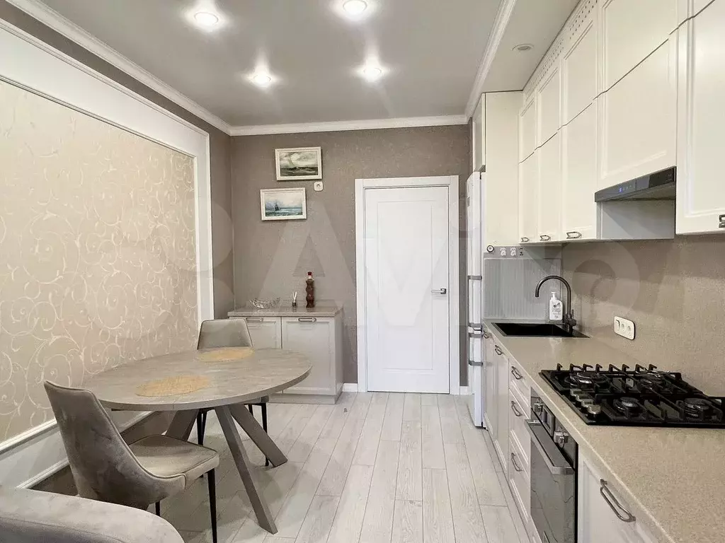 1-к. квартира, 55 м, 7/8 эт. - Фото 1