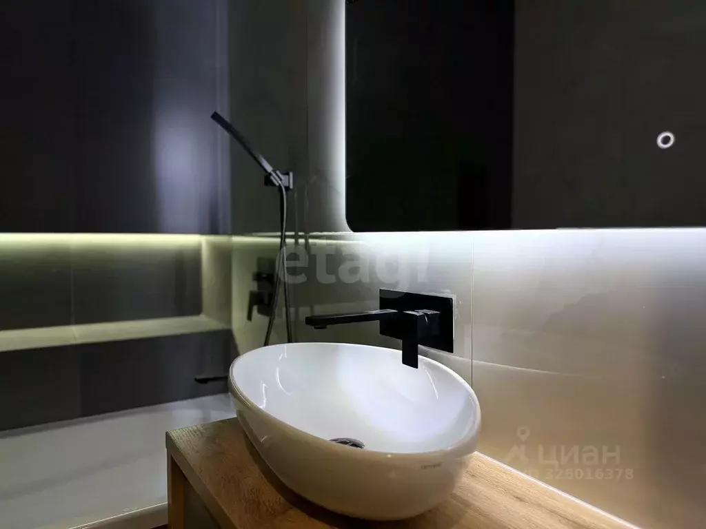 3-к кв. Кемеровская область, Кемерово Лесная Поляна жилрайон, бул. ... - Фото 1