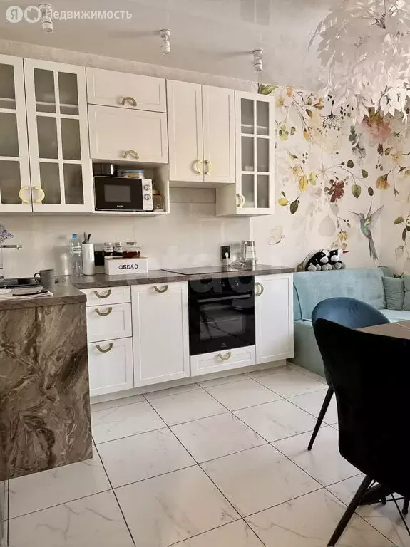 3-комнатная квартира: село Осиновая Гора, улица Аркадия Шипунова, 12 ... - Фото 2