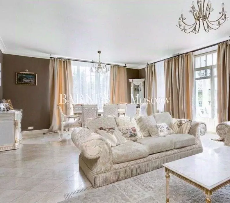 Дом в Московская область, Истра муниципальный округ, д. Чесноково ул. ... - Фото 2