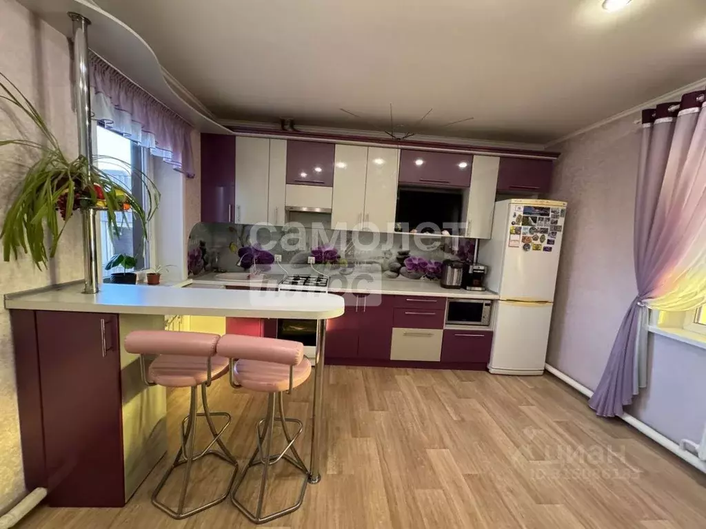 Дом в Алтайский край, Бийск Элеваторный пер. (170 м) - Фото 1