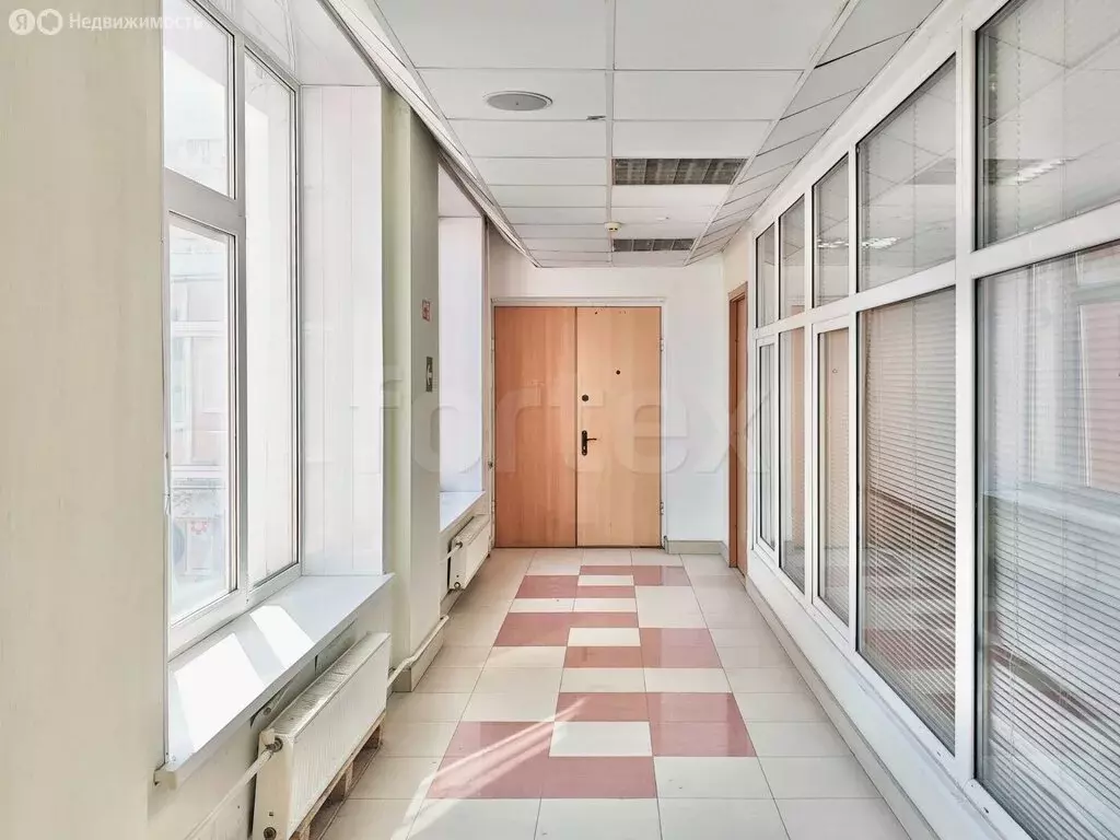 Офис (387 м) - Фото 1