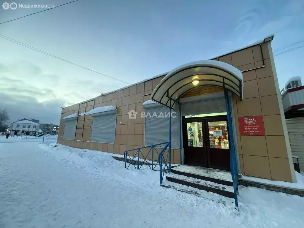 Торговая площадь (343 м) - Фото 1