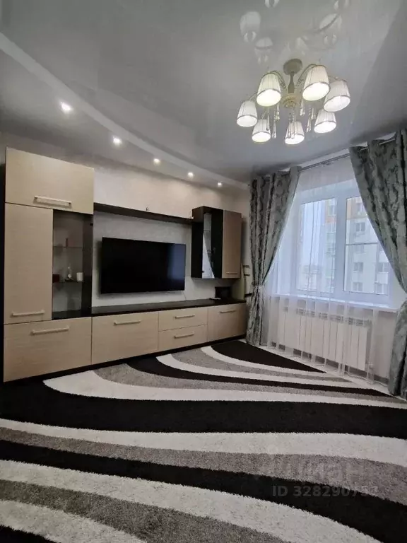 2-к кв. Астраханская область, Астрахань ул. Космонавтов, 18к3 (55.9 м) - Фото 1