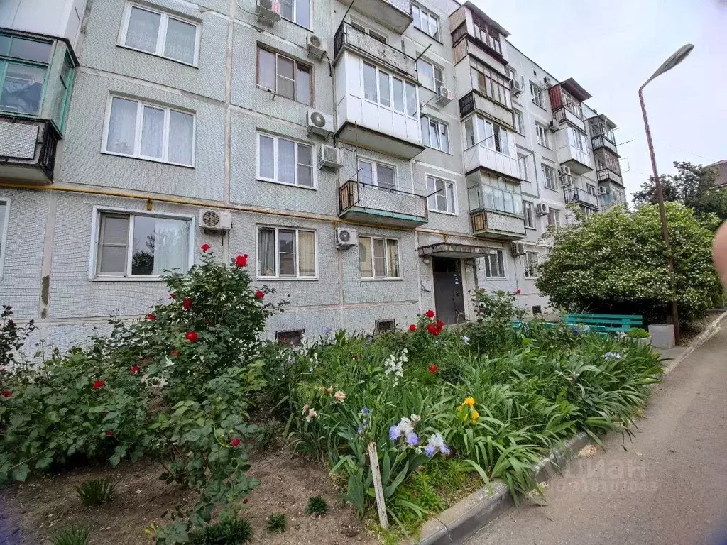 2-к кв. Краснодарский край, Ейск Ростовская ул., 166 (48.5 м) - Фото 0