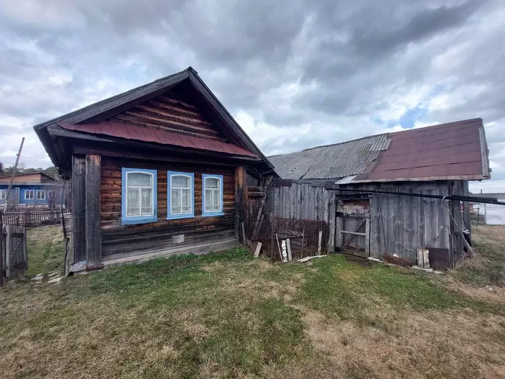 Дом в Свердловская область, Нижнесергинский район, Атиг пгт ул. Розы ... - Фото 0