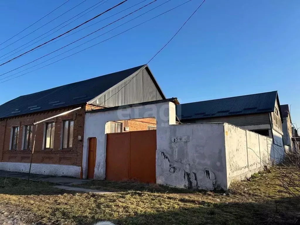 Дом в Северная Осетия, Заводской пгт ул. 10-я Линия, 36 (227 м) - Фото 1