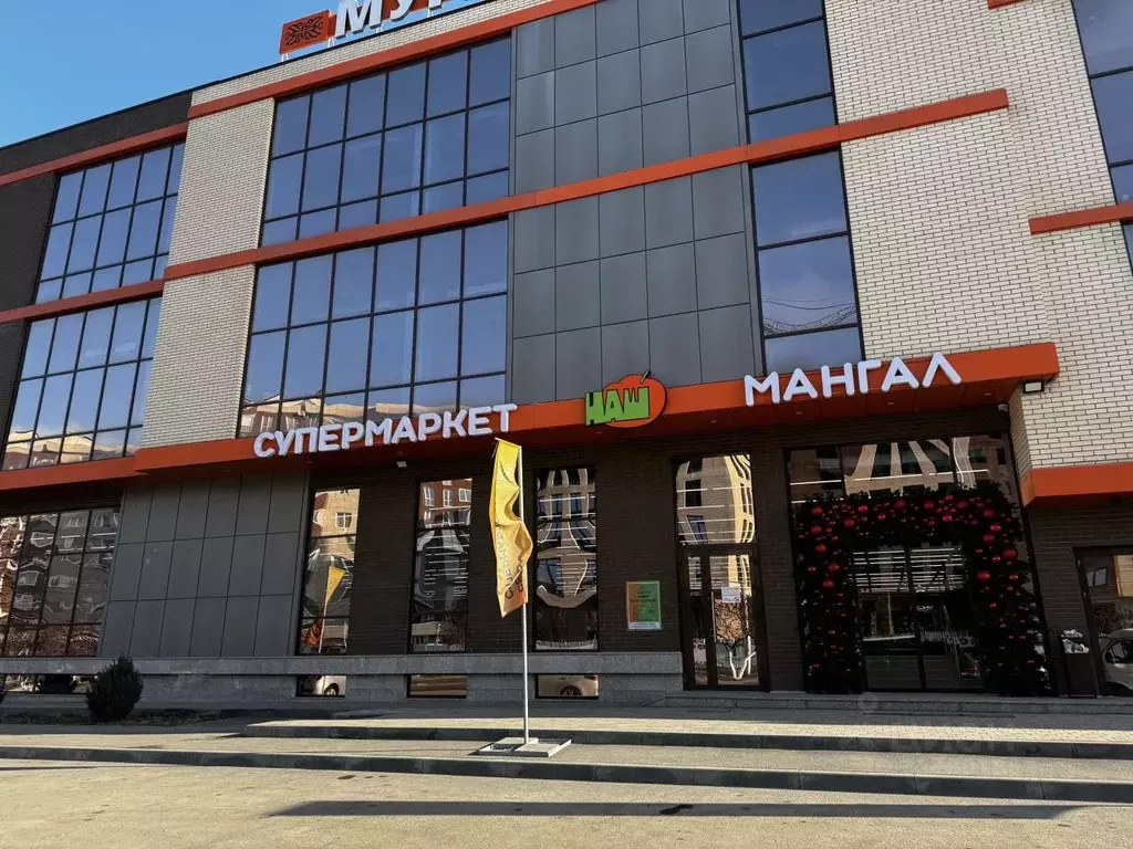 Торговая площадь в Северная Осетия, Владикавказ просп. Доватора, 200 ... - Фото 1