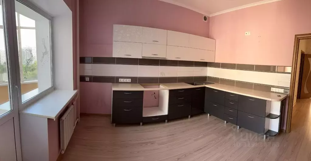 3-к кв. Красноярский край, Красноярск ул. Елены Стасовой, 19 (82.0 м) - Фото 0