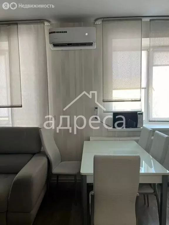 3-комнатная квартира: посёлок Придорожный, микрорайон Южный Город, ... - Фото 2