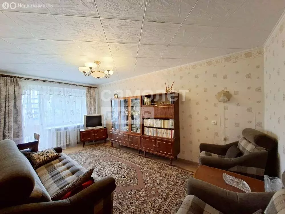2-комнатная квартира: Кумертау, Окружная улица, 16 (43.5 м) - Фото 1