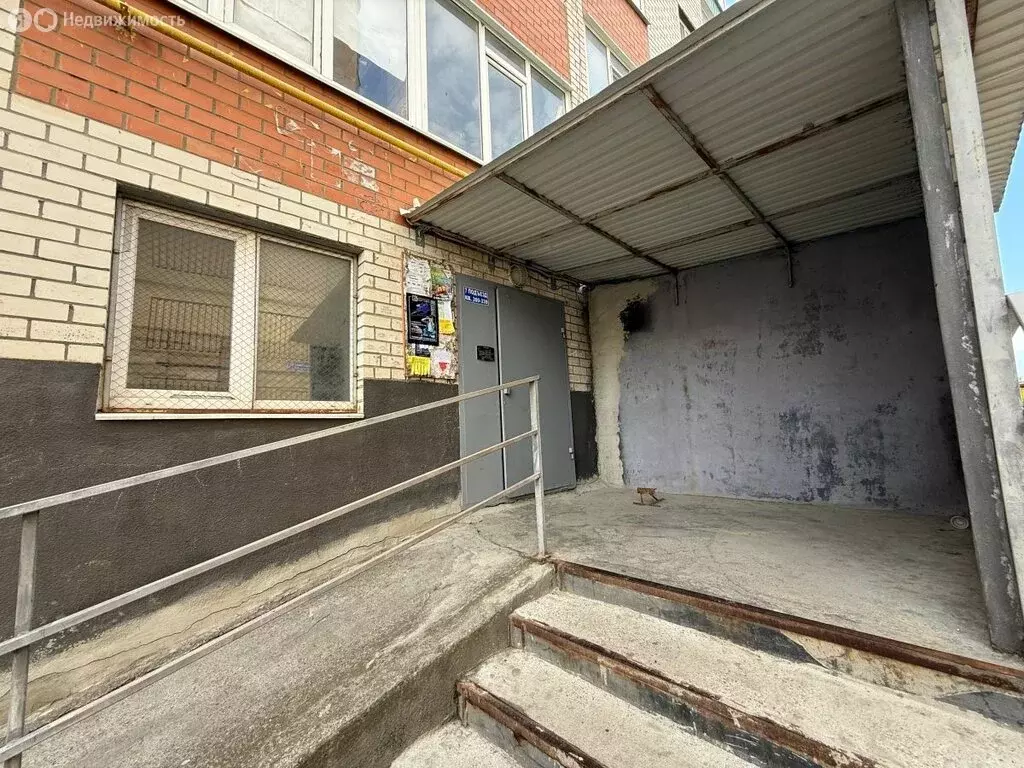 3-комнатная квартира: Ставрополь, улица Пирогова, 94 (70.2 м) - Фото 1