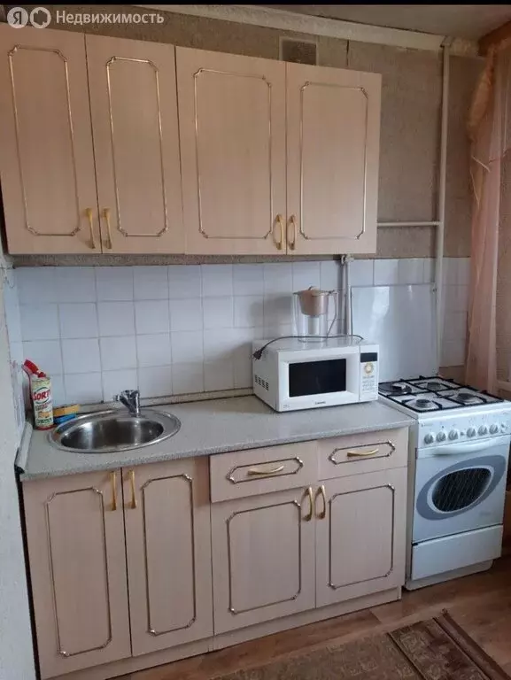 1-комнатная квартира: Омск, проспект Королёва, 10А (33.2 м) - Фото 1