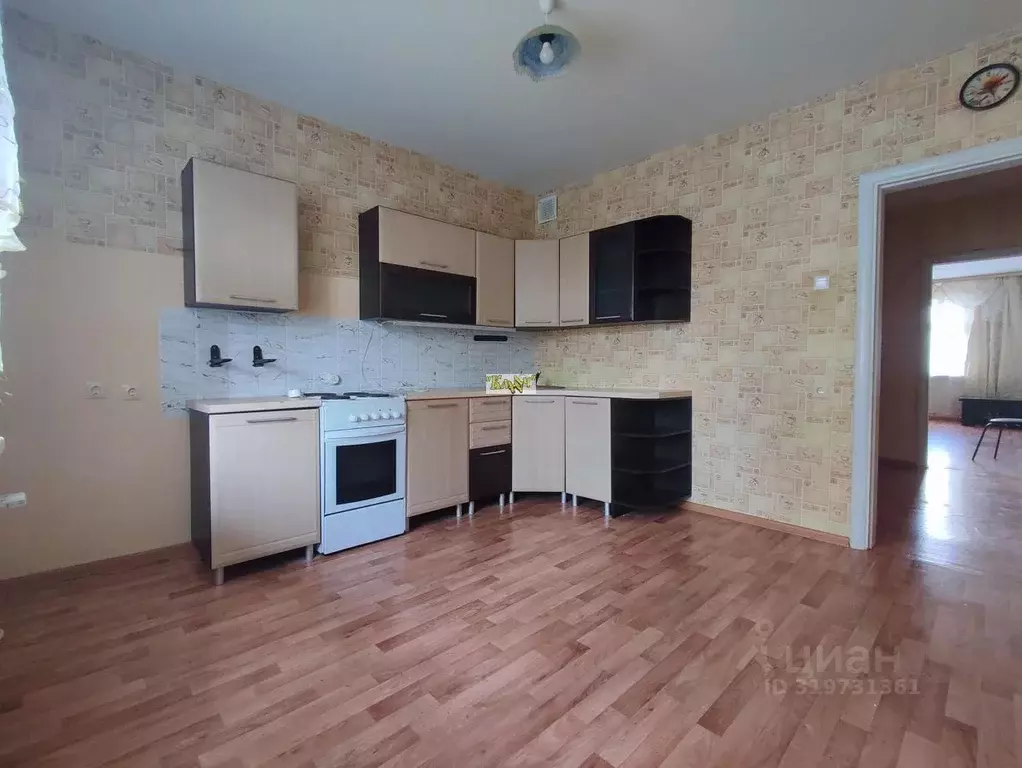 2-к кв. Орловская область, Орел ул. 5 Августа, 48 (61.5 м) - Фото 1