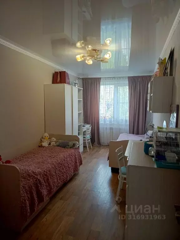 2-к кв. Курская область, Курск Парковая ул., 3 (44.1 м) - Фото 0