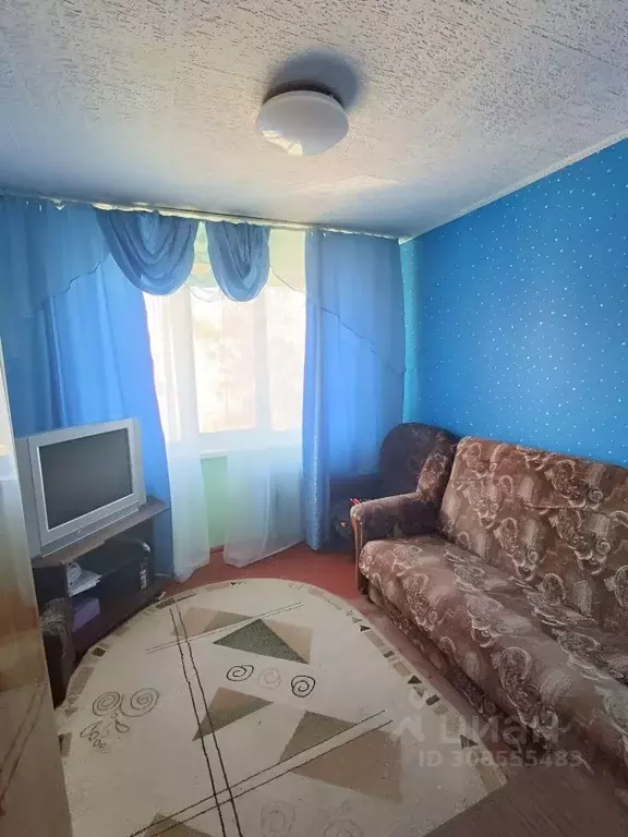 2-к кв. Смоленская область, Вязьма ул. Строителей, 16 (30.0 м) - Фото 0