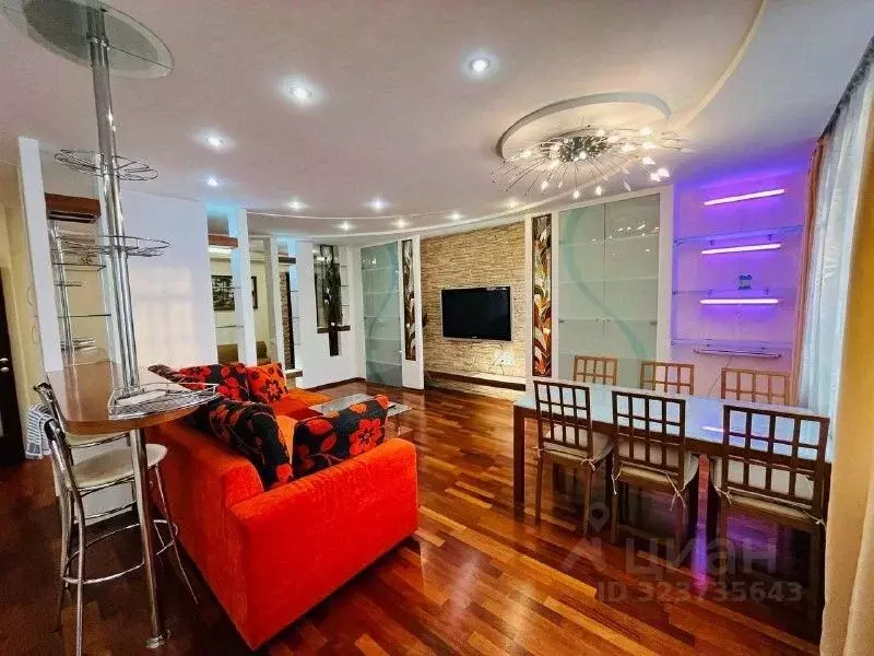 3-к кв. Свердловская область, Екатеринбург ул. Энгельса, 15 (100.0 м) - Фото 2