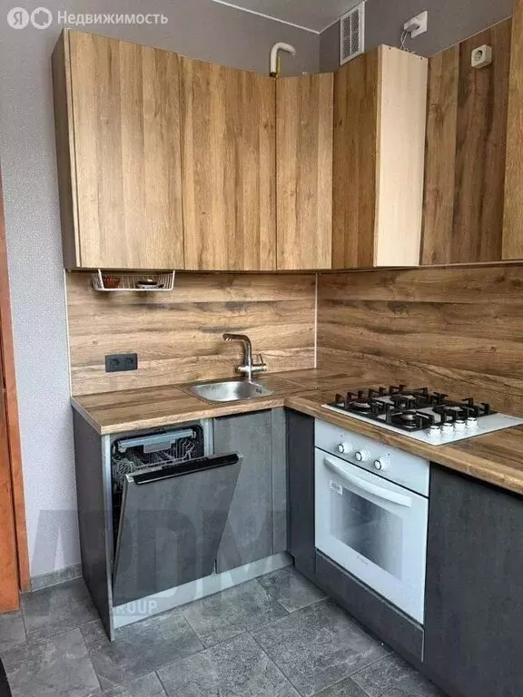 3-комнатная квартира: Санкт-Петербург, Новочеркасский проспект, 61 ... - Фото 2