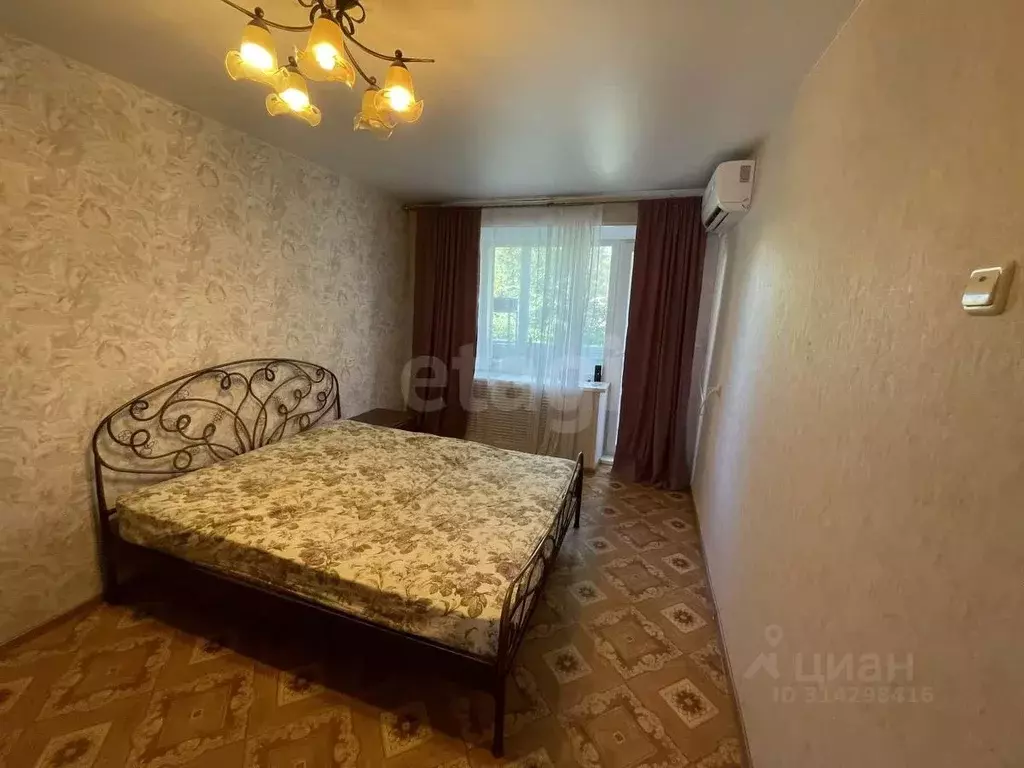 2-к кв. Приморский край, Владивосток ул. Бестужева, 23 (46.8 м) - Фото 0