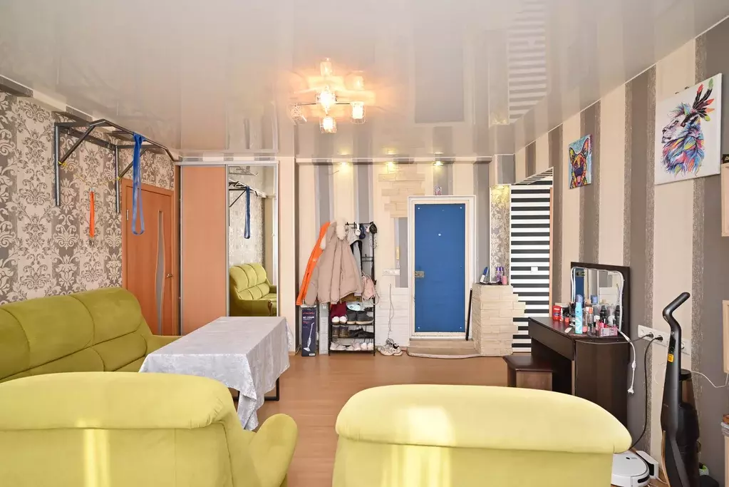 Продаётся 3-к квартира, 61.6 м - Фото 1