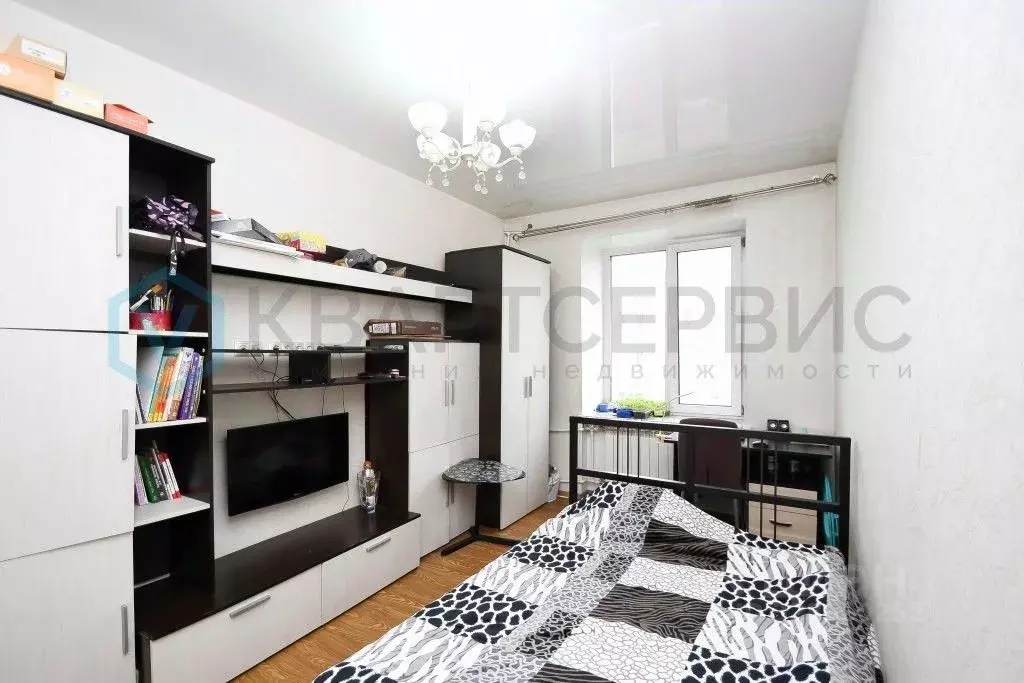 3-к кв. Омская область, Омск ул. Пушкина, 109 (64.2 м) - Фото 1