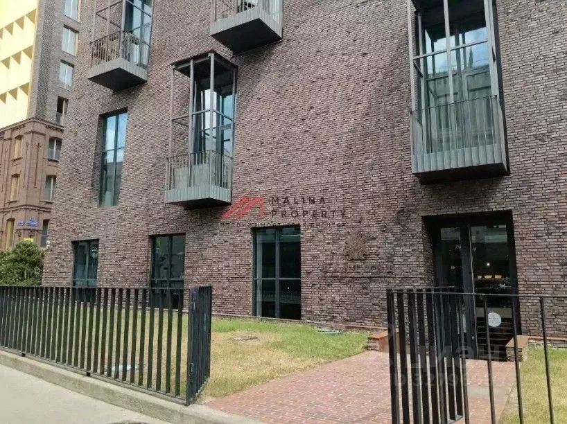 Торговая площадь в Москва Серебряническая наб., 19 (1284 м) - Фото 1