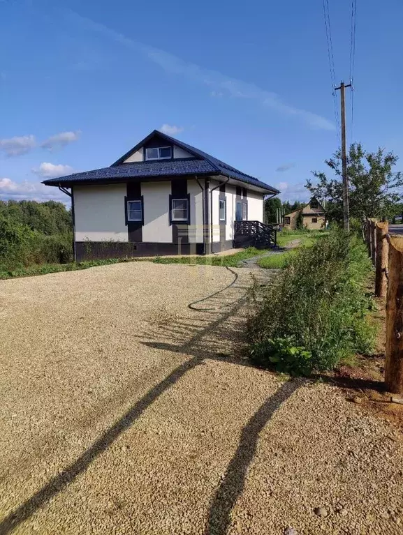 Дом в Ленинградская область, Лужский район, Осьминское с/пос, д. ... - Фото 1