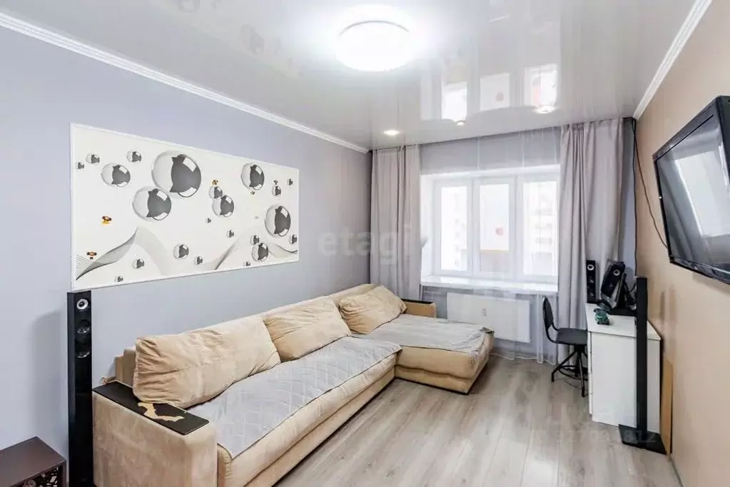 1-к кв. Тюменская область, Тюмень Интернациональная ул., 199к1 (43.0 ... - Фото 1