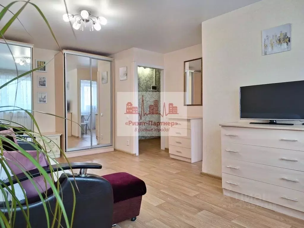 1-к кв. Саратовская область, Саратов ул. Имени Н.И. Вавилова, 13 (33.0 ... - Фото 0