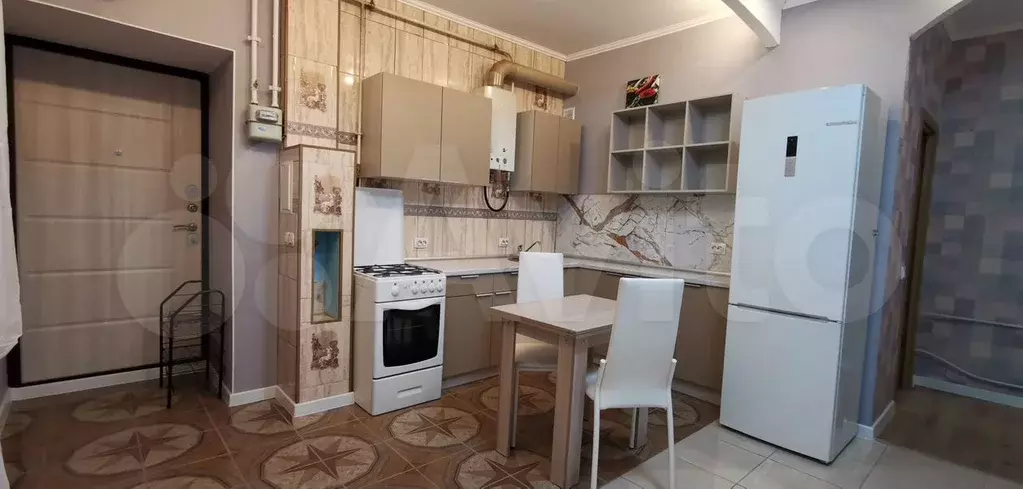 3-к. квартира, 60 м, 2/4 эт. - Фото 0