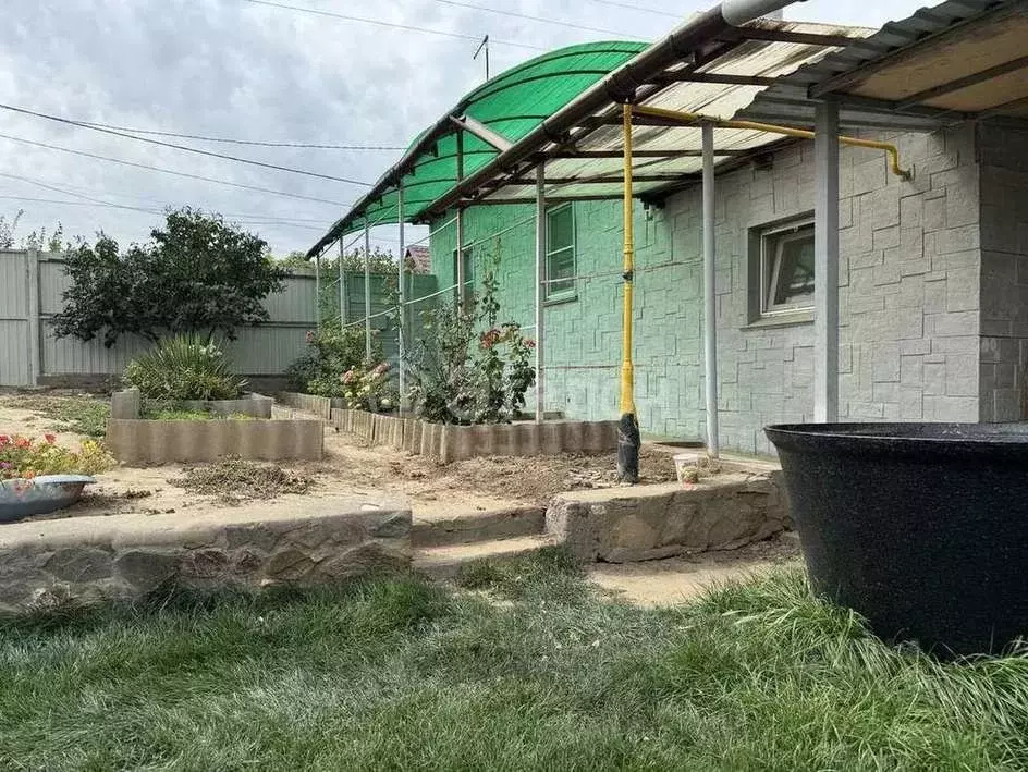 Дом в Волгоградская область, Ленинск ул. Пушкина, 5 (90 м) - Фото 1