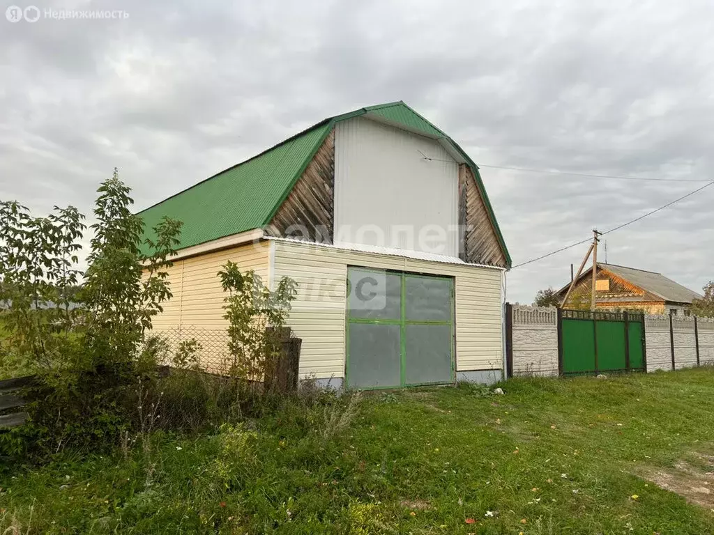 Дом в Мирный, улица Мира, 14 (100 м) - Фото 0