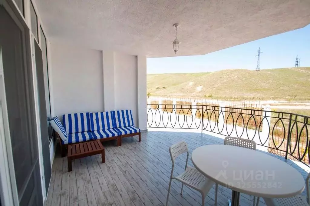 2-к кв. Крым, Феодосия муниципальный округ, Орджоникидзе пгт ул. ... - Фото 1