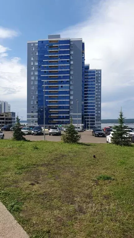 3-к кв. Татарстан, Набережные Челны ул. 2-я Береговая, 35 (65.5 м) - Фото 1