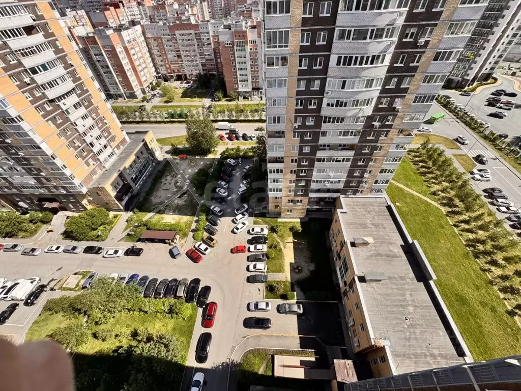 2-к кв. Тюменская область, Тюмень ул. Суходольская, 16 (57.4 м) - Фото 1