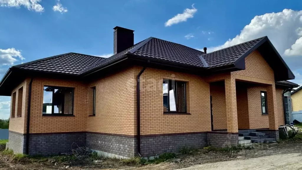 Дом в Белгородская область, Белгородский район, с. Стрелецкое ул. ... - Фото 1