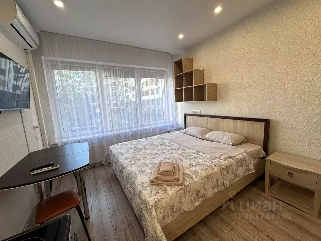 1-к кв. Тюменская область, Тюмень ул. 50 лет Октября, 57В (25.0 м) - Фото 1