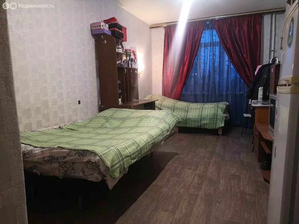 1к в 10-комнатной квартире (18 м) - Фото 2