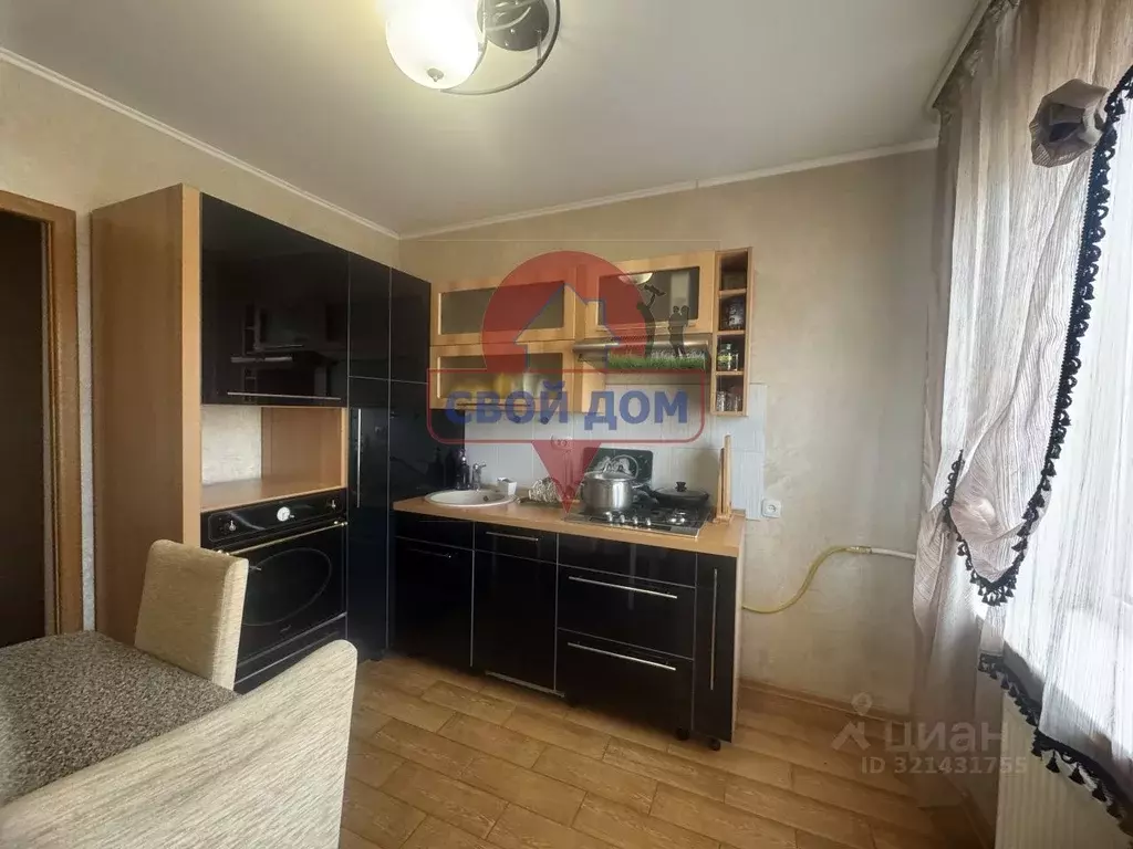 3-к кв. Оренбургская область, Орск Новый город мкр, ул. Маршала ... - Фото 1