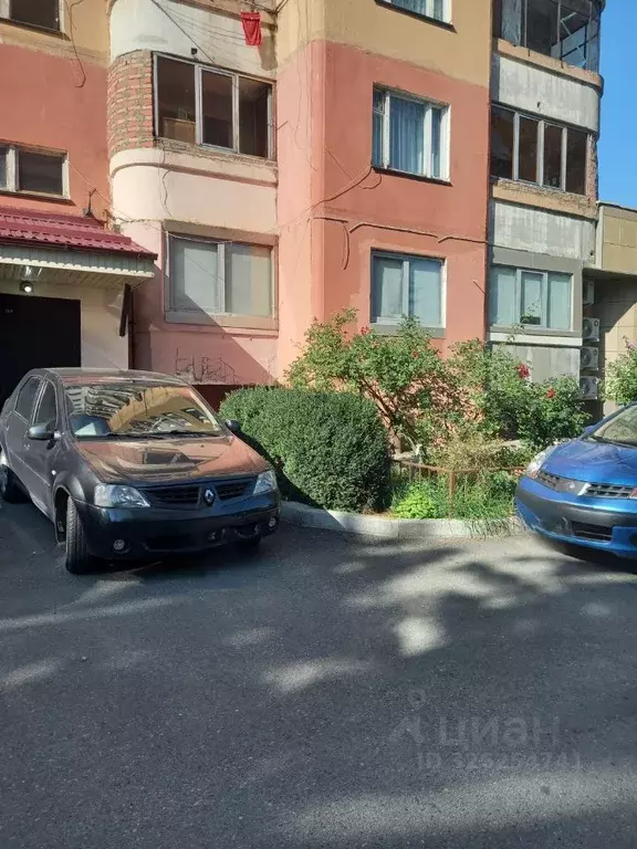 Помещение свободного назначения в Кабардино-Балкария, Нальчик просп. ... - Фото 1