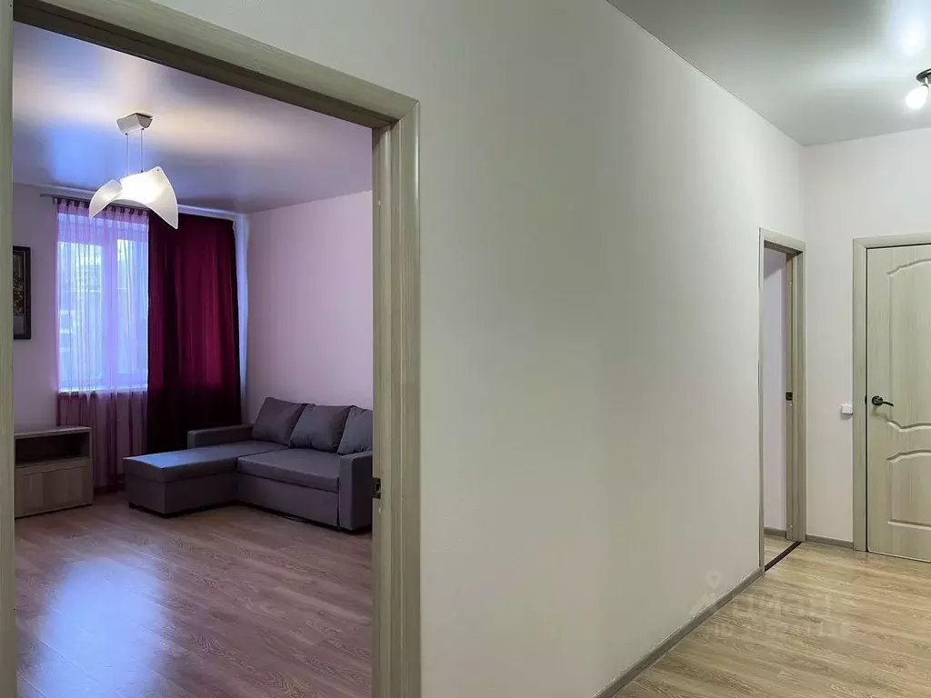 2-к кв. Санкт-Петербург ул. Есенина, 1к1 (73.0 м) - Фото 1