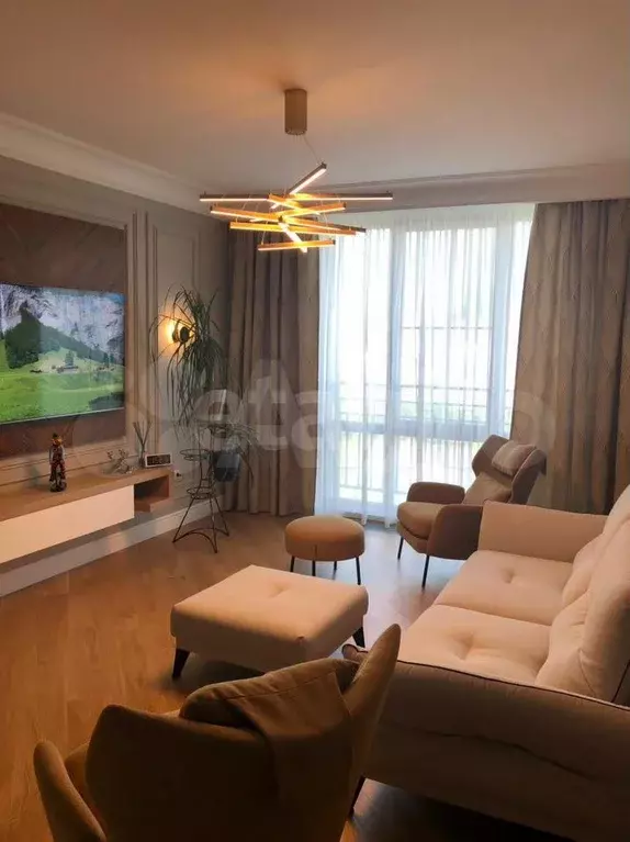 3-к. квартира, 110 м, 5/5 эт. - Фото 1