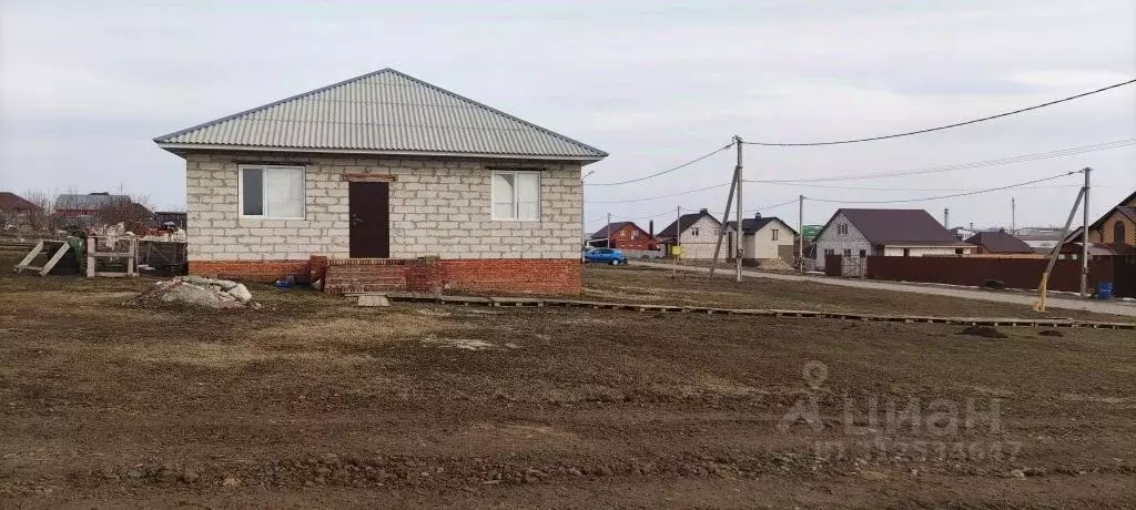 Дом в Белгородская область, Белгородский район, Беловское с/пос, с. ... - Фото 1