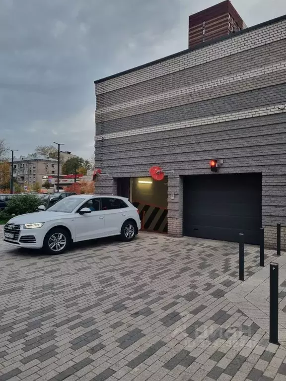 Гараж в Москва ул. Черняховского, 19 (13 м) - Фото 1