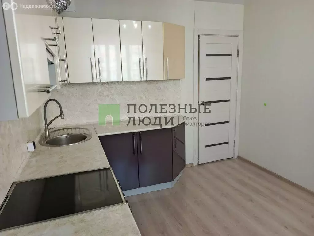 2-комнатная квартира: Ижевск, Курортная улица, 8 (53 м) - Фото 1