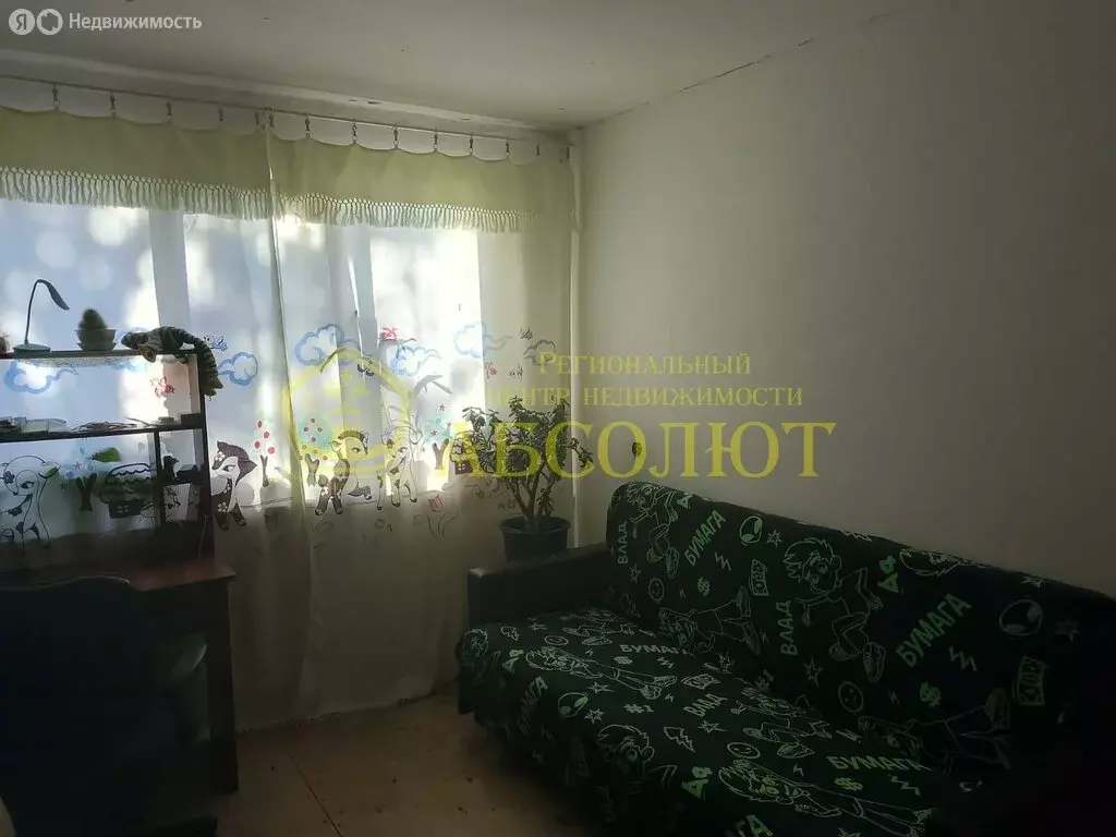 3-комнатная квартира: Ревда, Российская улица, 18 (59 м) - Фото 0