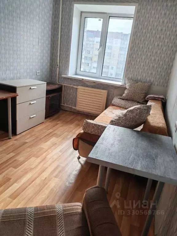 Комната Новосибирская область, Новосибирск ул. Петухова, 12/2 (12.0 м) - Фото 2