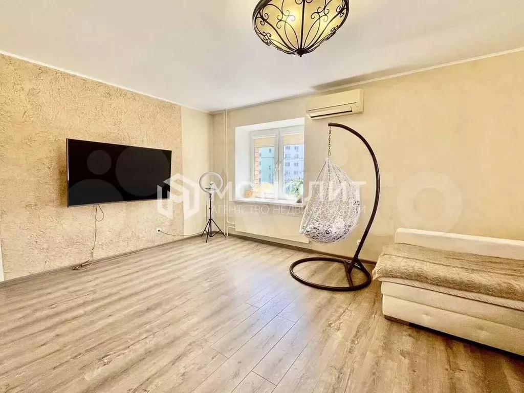 2-к. квартира, 68 м, 4/14 эт. - Фото 1